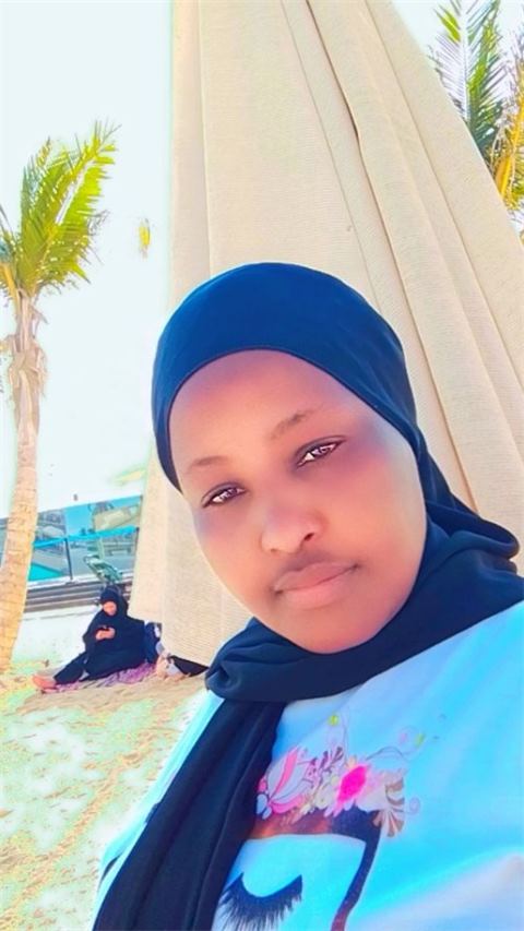 صورة المرشحة
